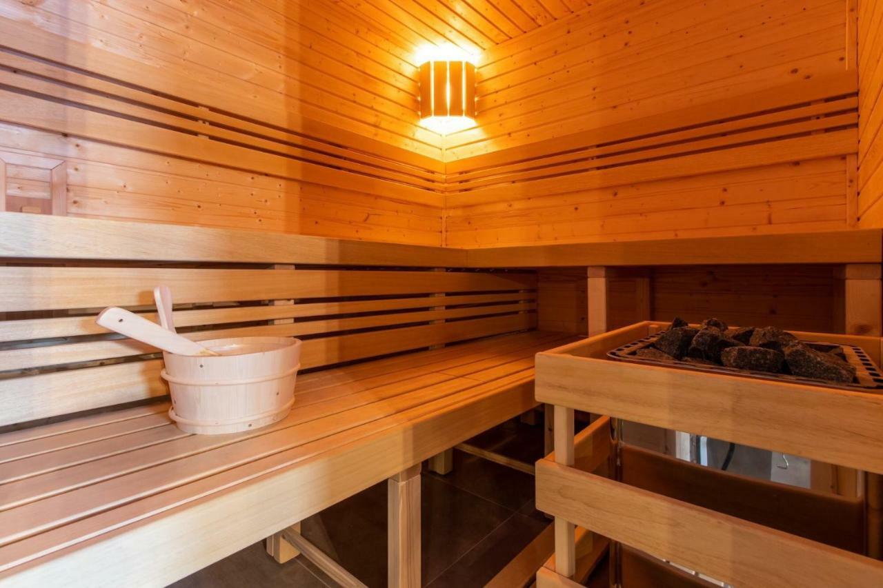 Restaurace Penzion Pod Sumarnikem Tvarozna Lhota Экстерьер фото